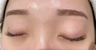 アイブロウ eyelist Mamiのマツエク・マツパデザイン