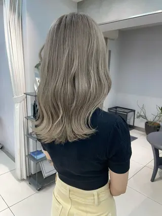 ミディアム カラー EXCIA 表参道所属・メンズ縮毛矯正 メンズカット/タカラのヘアスタイル