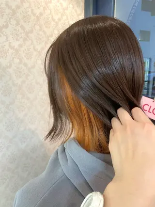 ショート カラー ヒヨシ ルナのヘアスタイル