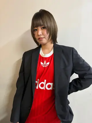 ショート ハイトーン レイヤー🎀meiのヘアスタイル