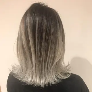 ショート カラー AMI Hair  supply所属・髪質改善カラー 韓国風レイヤーのヘアスタイル