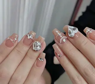 ネイル D-BEAUTY Nailsalonのネイルデザイン