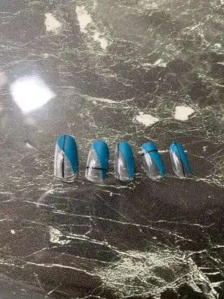 ネイル マルサンカクシカク所属・○△□ 守口市のネイルデザイン