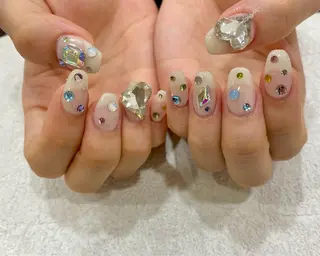 ネイル 安藤 彩乃のネイルデザイン