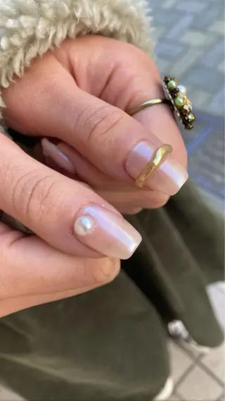 ネイル nailsalon　hue所属・小山 羽奈のネイルデザイン