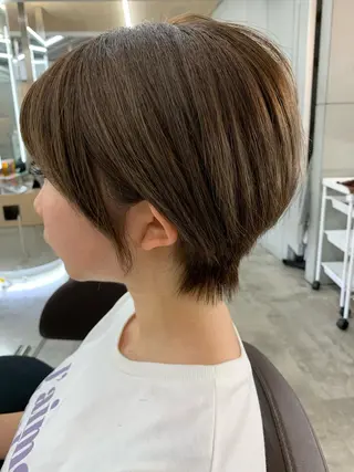 ショート カラー Silk-lei【銀座店】所属・銀座/美髪縮毛矯正 /髪質改善/山本翔華のヘアスタイル