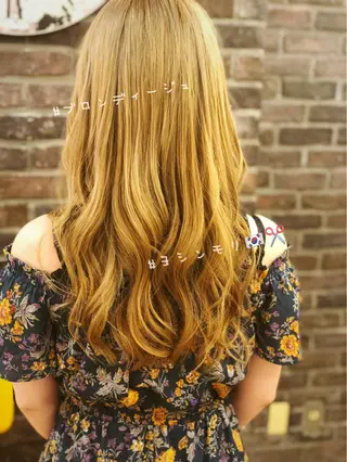 ロング カラー ヘアアレンジ ✖️リーアキト LEEAKITO✖️のヘアスタイル