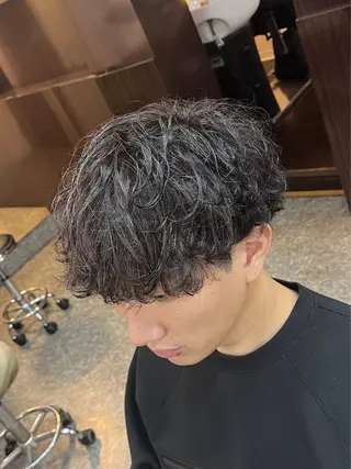 ミディアム パーマ CuMARi所属・予約の98.7%パー マ🌈men's専門のヘアスタイル