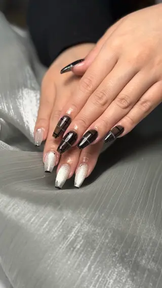 ネイル ルシイ🎀新宿長さ 出しパーツ専門店のネイルデザイン