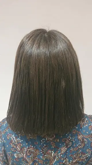 カラー chacha Blanc田中のヘアスタイル