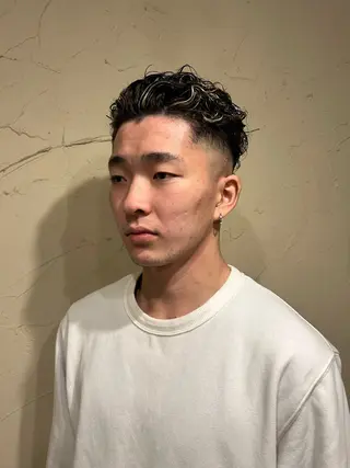 カラー パーマ メンズ 千葉 景虎のヘアスタイル