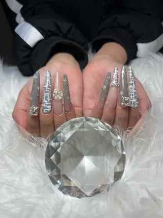 ネイル 井尻 紗菜のネイルデザイン