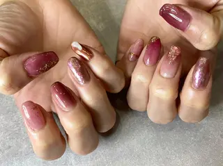 ネイル gluck(グリュック)所属・なかがわ まゆこのネイルデザイン