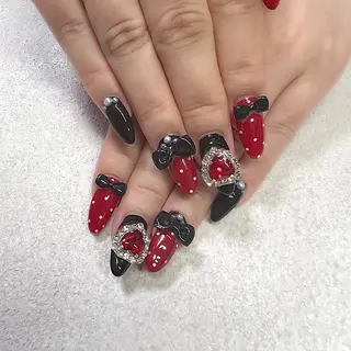 ネイル Rire_eye+beauty_nail所属・Rire_ nail_yukiのネイルデザイン