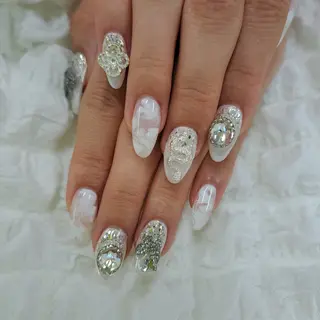 ネイル 河野ちえ (雑誌掲載サロン)のネイルデザイン