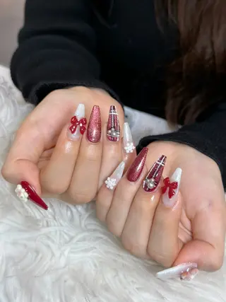 ネイル Julli ジュリのネイルデザイン