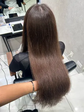 カラー 透明感カラー💙 束感マツエク🪼海月のヘアスタイル