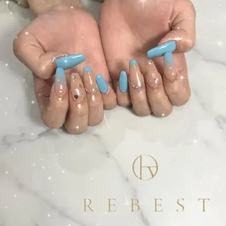 ネイル ❤️💛🩵京橋 痛ネイル⭐️3Dのネイルデザイン