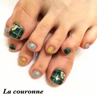 ネイル Lacouronne NATSUMIのネイルデザイン