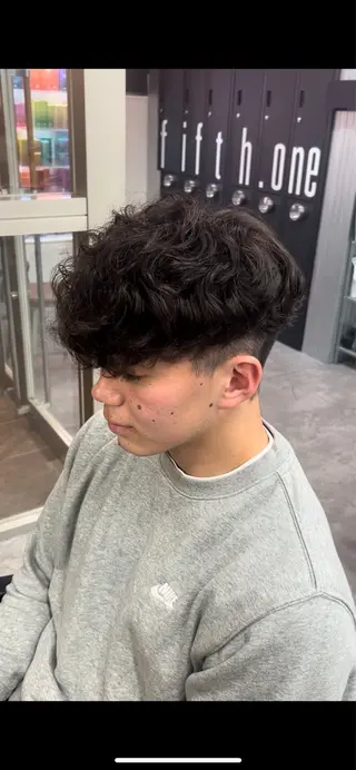 パーマ メンズ パーマ支持率No.1 ❤️‍🔥安成弾のヘアスタイル