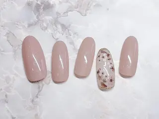 ネイル 渡邉 真衣のネイルデザイン