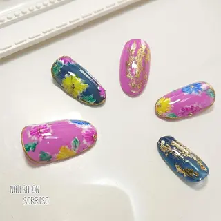 ネイル KOYAMA KIMIEのネイルデザイン