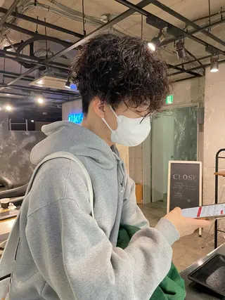 ショート カラー パーマ ヘアアレンジ メンズ キッズ ネイル マツエク・マツパ アイブロウ 透明感カラー・レイヤ ー🎀amika🎀のヘアスタイル