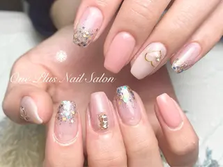 ショート ネイル One Plus Nail Salonのネイルデザイン