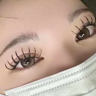 マツエク・マツパ REBYNA所属・【リバイン】 airiのマツエク・マツパデザイン