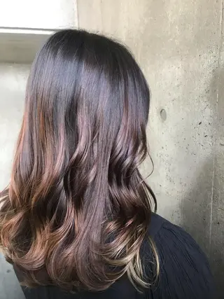 ミディアム 松本平太郎美容室大宮店所属・もりたみかこ 美容師お休み中のヘアスタイル