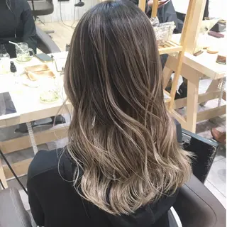 セミロング まお♡レイヤーカット ×色っぽstyleのヘアスタイル