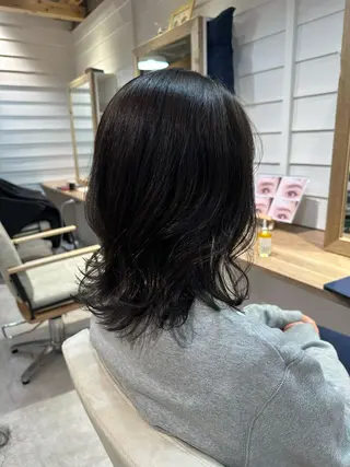 ミディアム カラー Annie 吉田 裕美のヘアスタイル