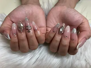 ネイル SOARE🤍 🤍のネイルデザイン