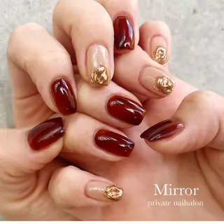 ネイル nailsalon Mirrorのネイルデザイン