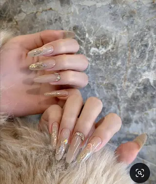 ネイル T. Leeのネイルデザイン