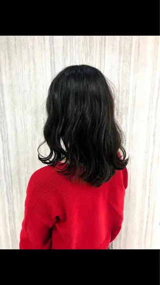 セミロング カラー Natural  池袋店所属・♣️相原 拓歩♣️のヘアスタイル