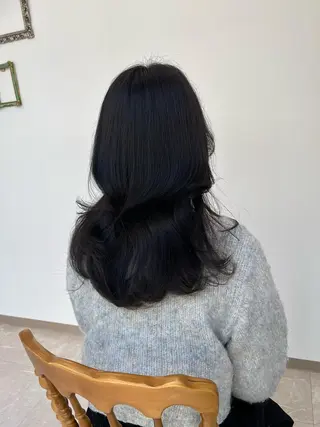 ミディアム カラー ミタニ/髪質改善 /レイヤーカットのヘアスタイル