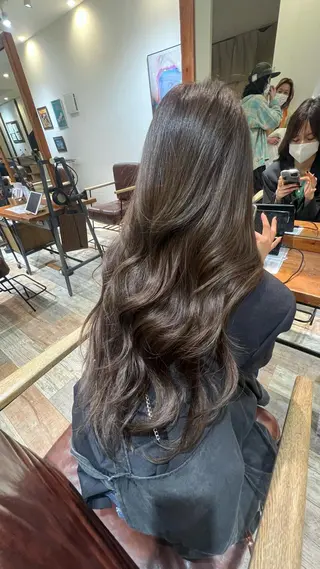 ロング カラー 艶髪／シールエクステ 🌻ノゾミ🌻のヘアスタイル