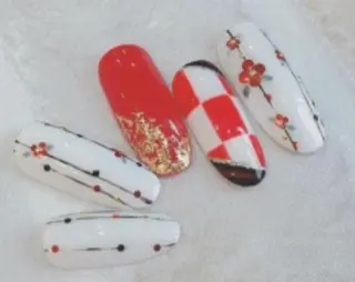 ネイル ゲン レイカのネイルデザイン