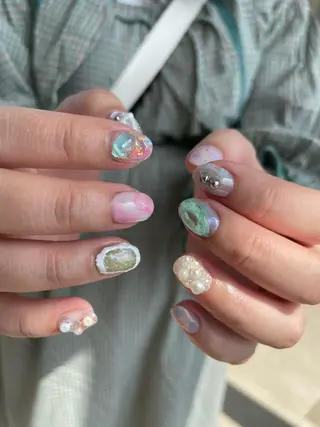 ショート m kaori𓃟のネイルデザイン