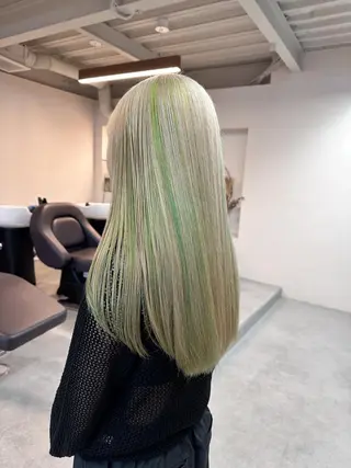 ロング カラー ハイトーン×似合わせ 🌱中川慎之介のヘアスタイル