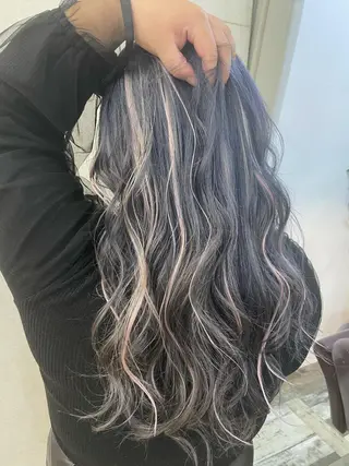 ロング カラー 🦋高瀬寛菜🦋 韓国/ブリーチのヘアスタイル