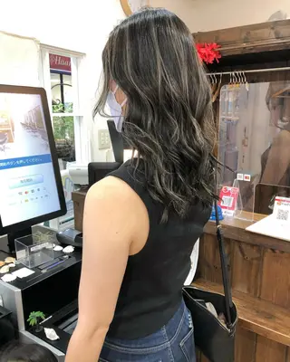 カラー 🌈ハイトーン/ ワタル🌈のヘアスタイル