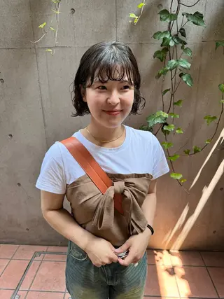 ミディアム パーマ 大橋 芽衣のヘアスタイル