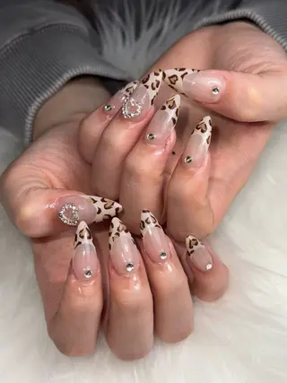 ネイル Nail Salon L'arc所属・💊大阪/心斎橋 moni🧠のネイルデザイン