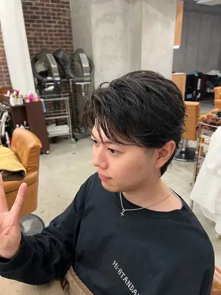 ミディアム 山野愛子美容室　銀座店所属・tomoメンズ特化 /パーマ/カットのヘアスタイル