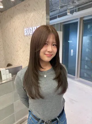ロング カラー EIGHT /SHU🩶のヘアスタイル