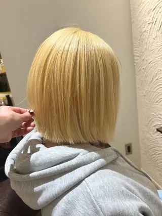 ショート カラー 🥀韓国ヘア🥀 宮津真菜のヘアスタイル