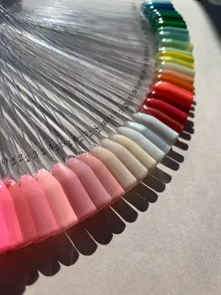 ネイル Fleur かな🍓のネイルデザイン