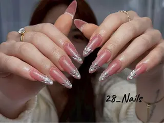 ロング トゥー フエンのネイルデザイン